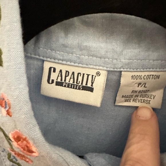 CAPACITY Vintage Dead stock blue embroidered floral woman loose fit top NWT PL - Picture 12 of 13